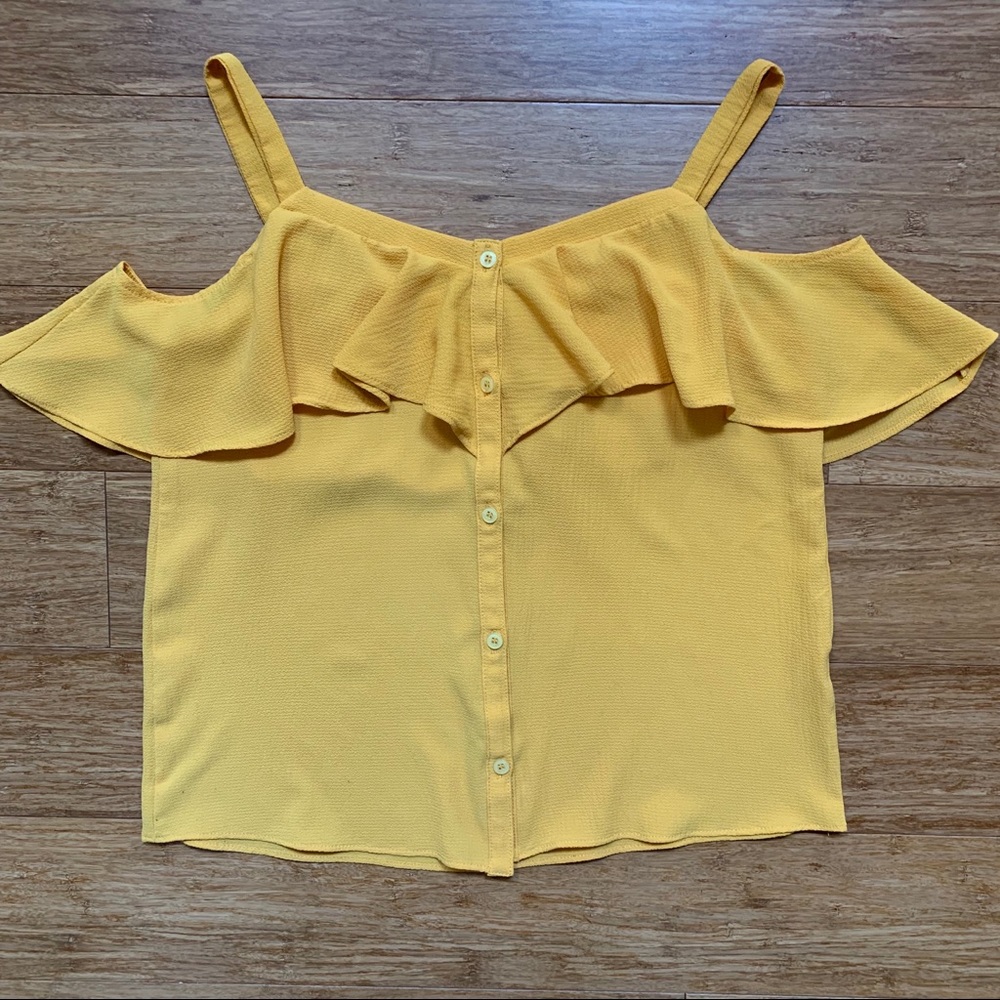 Open shoulder yellow blouse